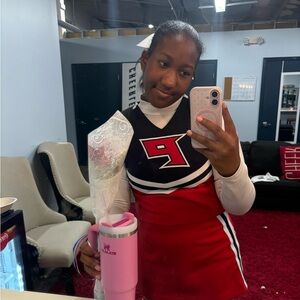 Meet your Posher, Addison